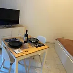 Navigli\'S Studio